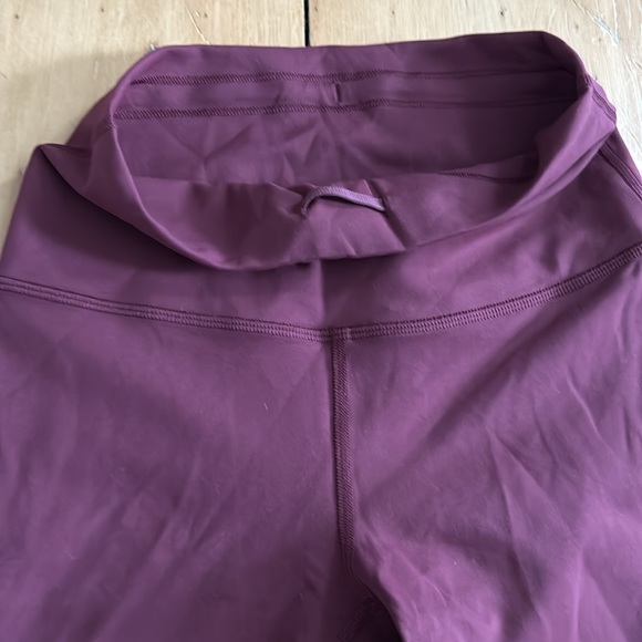 Lululemon leggings - Picture 6 of 9